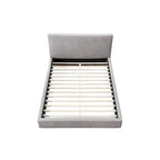Lit plateforme rembourré Queen avec plinthe en bois, Boucle crème / Tissu gris